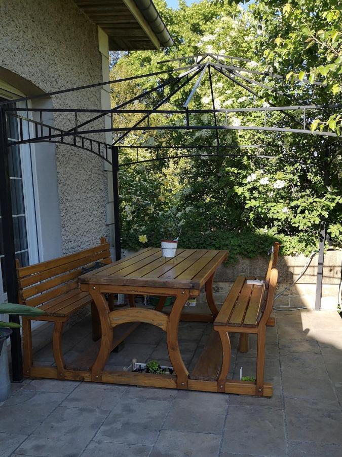 Chez Madame Loic Bed & Breakfast Fere-Champenoise Dış mekan fotoğraf